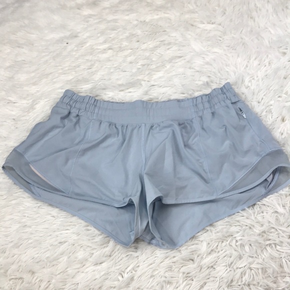 lululemon athletica Pants - Lululemon Hotty Hot Short II *2.5" Breezy